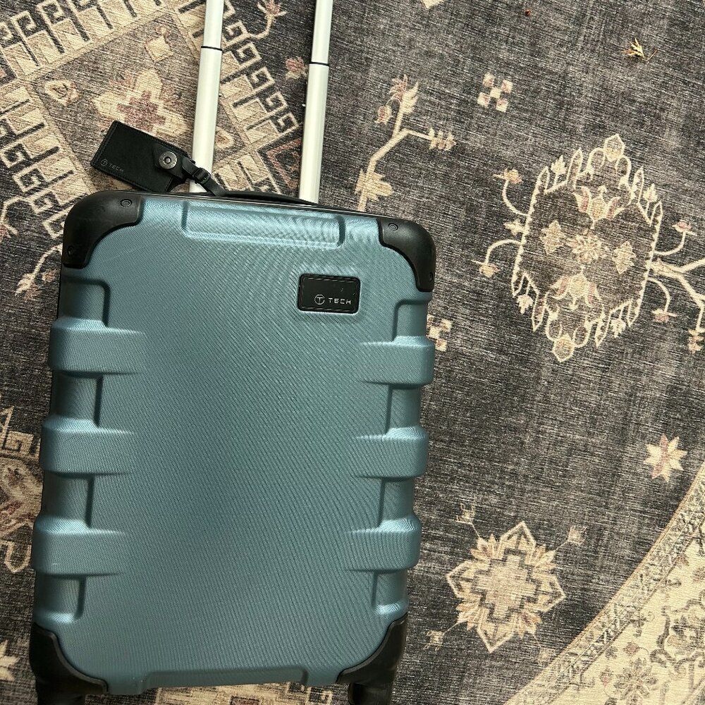 TUMI T-Tech Carry-On Hard Case Luggage Blue 4 Wheels Spinner 21"